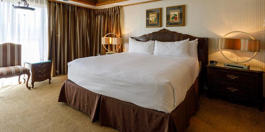 Parlor Suite at Maverick Hotel and Casino by Red Lion Hotels
