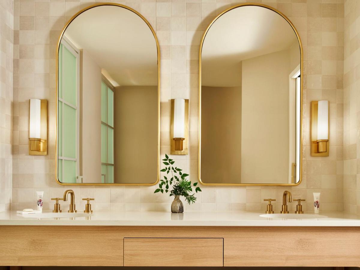 Deluxe King Suite at Virgin Hotels Dallas