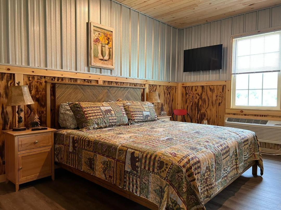 | Brushcreek Falls RV Resort