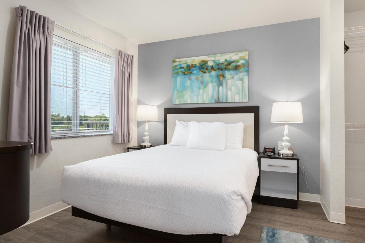 Three-Bedroom Suite at WaterWalk Minneapolis - Plymouth