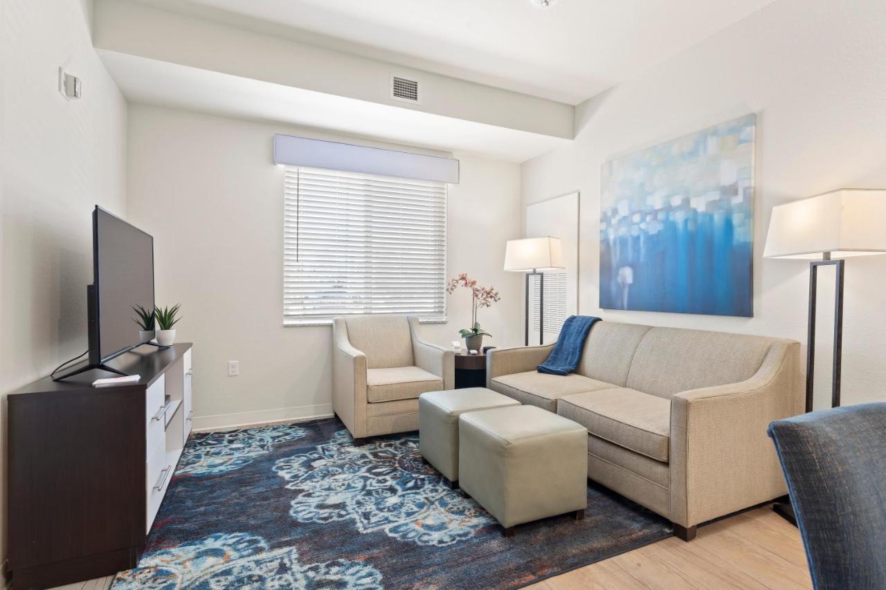 One-Bedroom Suite at WaterWalk- Kansas City- Overland Park