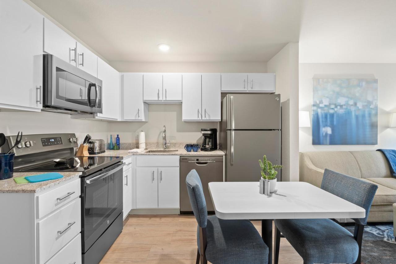 One-Bedroom Suite at WaterWalk- Kansas City- Overland Park