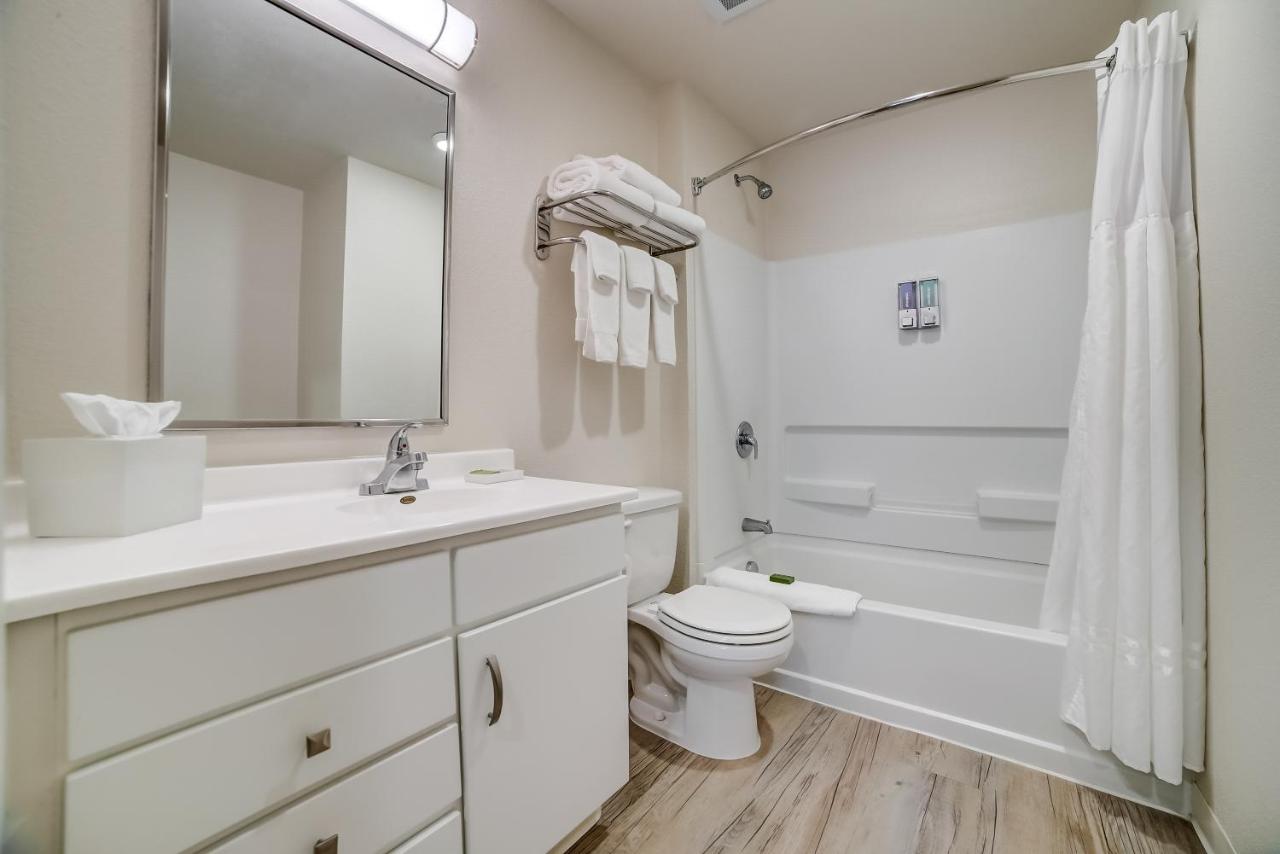 Three-Bedroom Apartment at Waterwalk San Antonio at The Rim