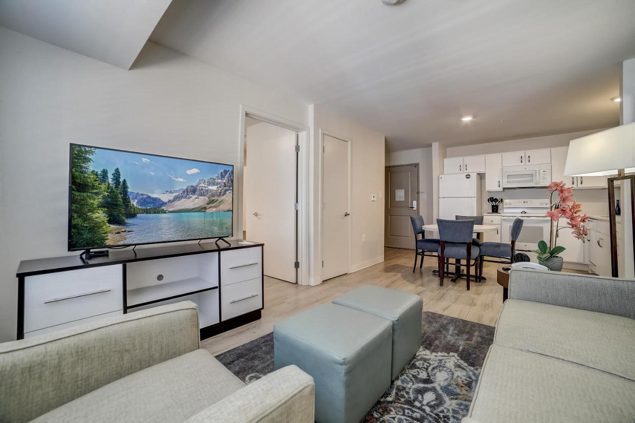 Three-Bedroom Apartment at Waterwalk San Antonio at The Rim