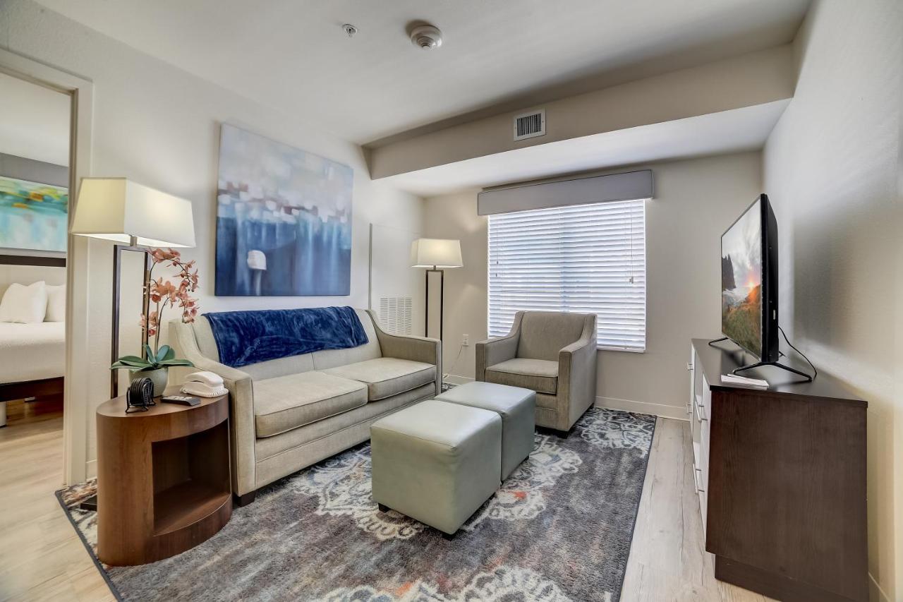 Deluxe Suite at Waterwalk San Antonio at The Rim