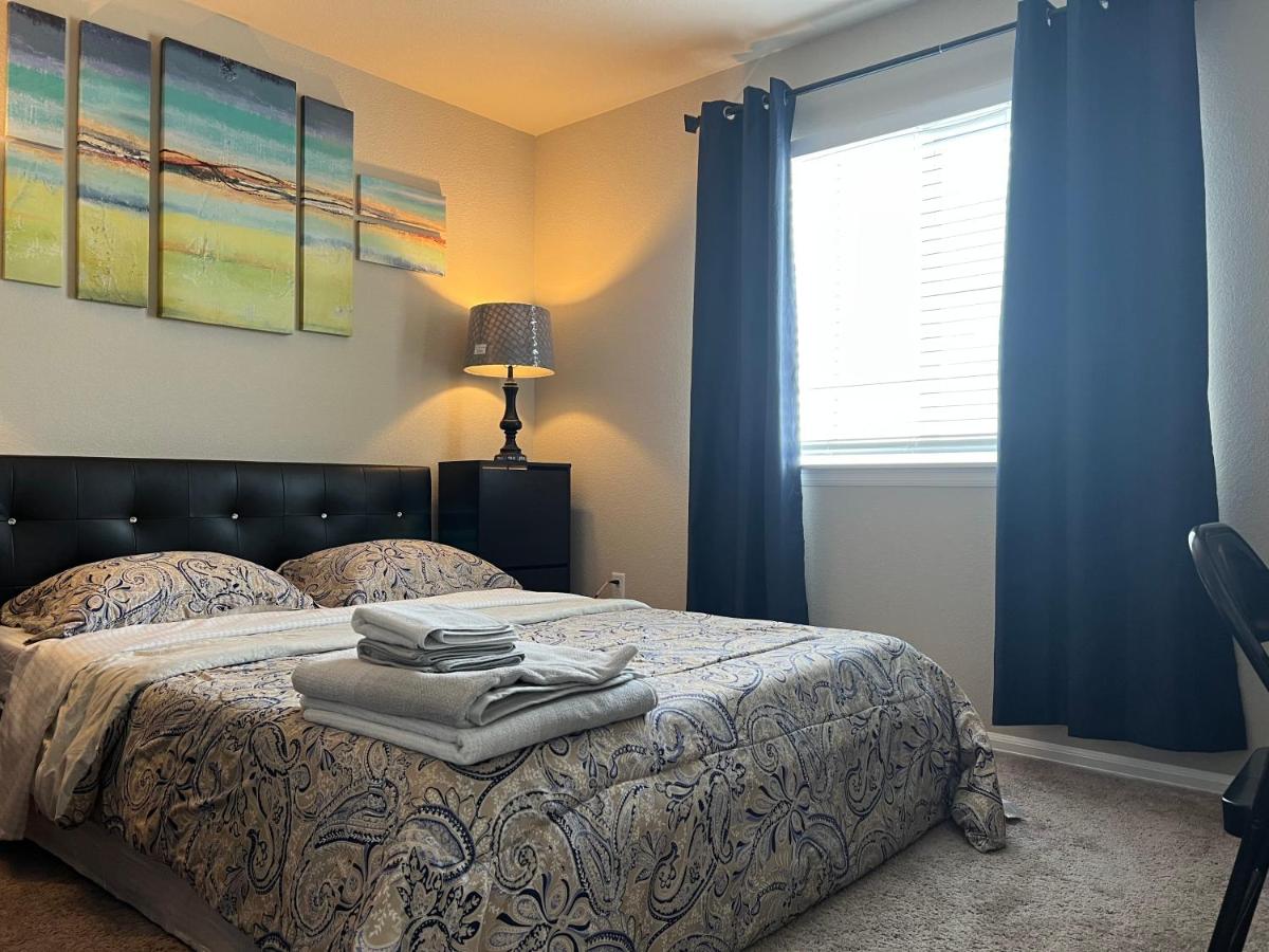 | Promontory stay