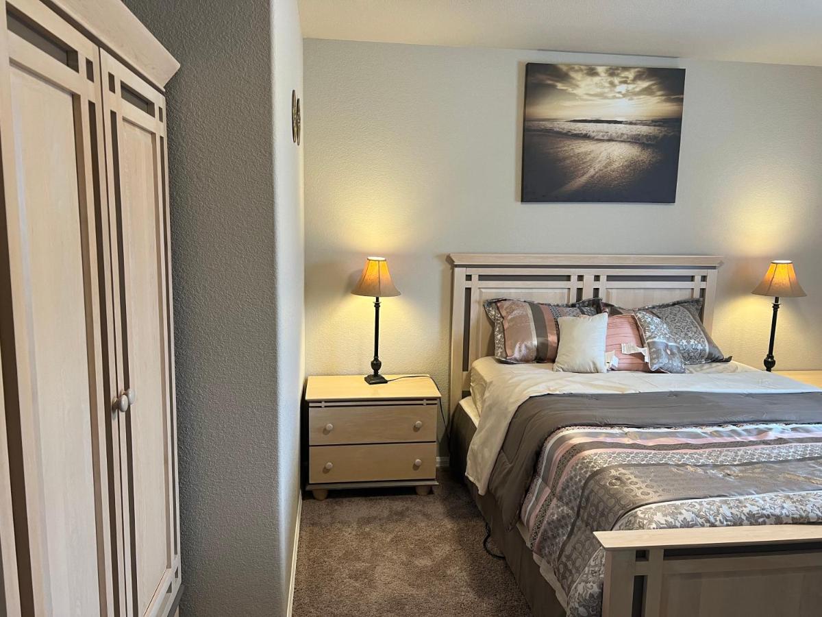 | Promontory stay