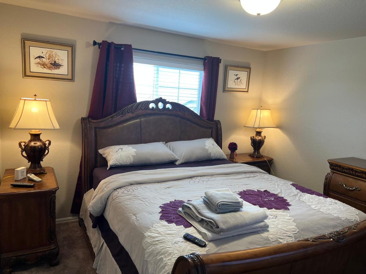 | Promontory stay