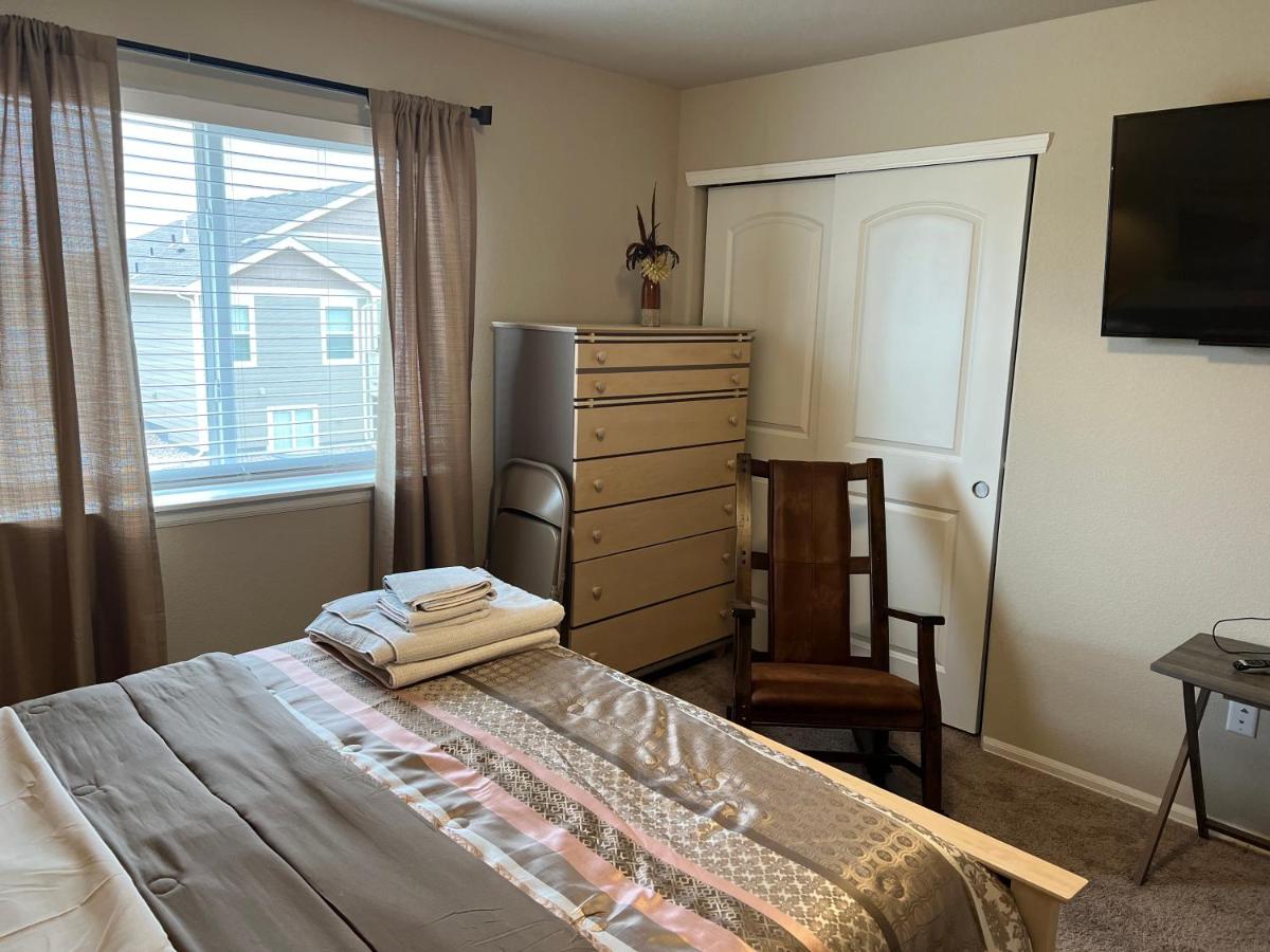 | Promontory stay