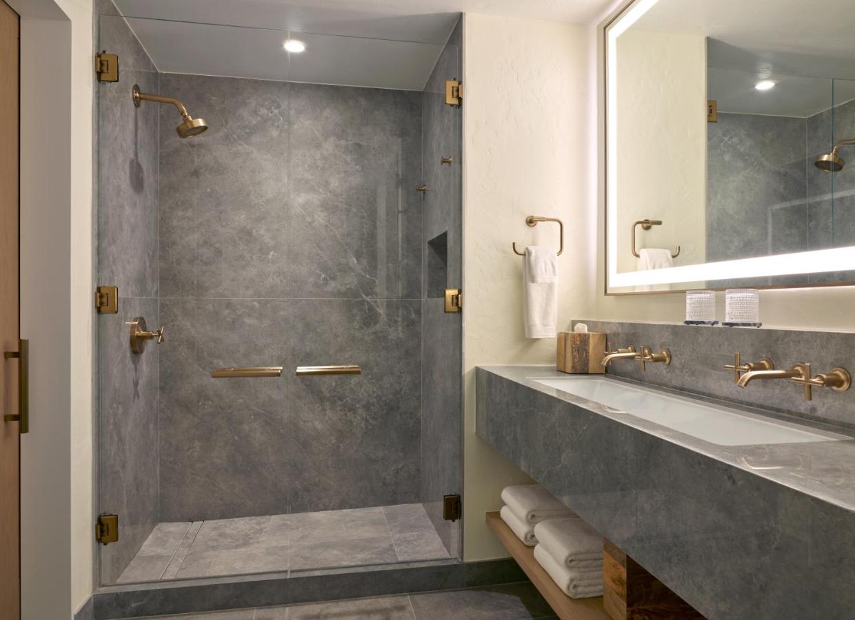 Deluxe Suite at Limelight Hotel Aspen