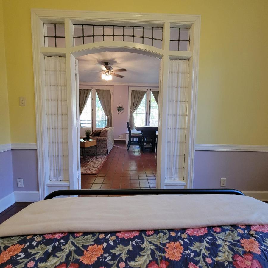 | Art and Lodging