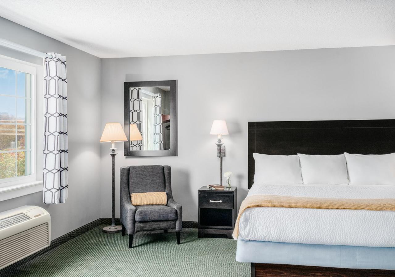| Hotel One75