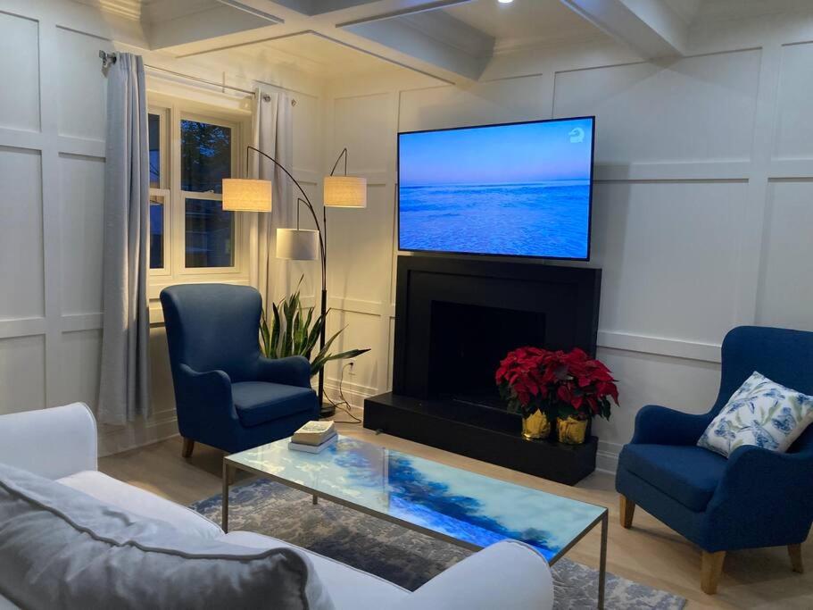 | Sea-renity Beach Home, Shippan Point