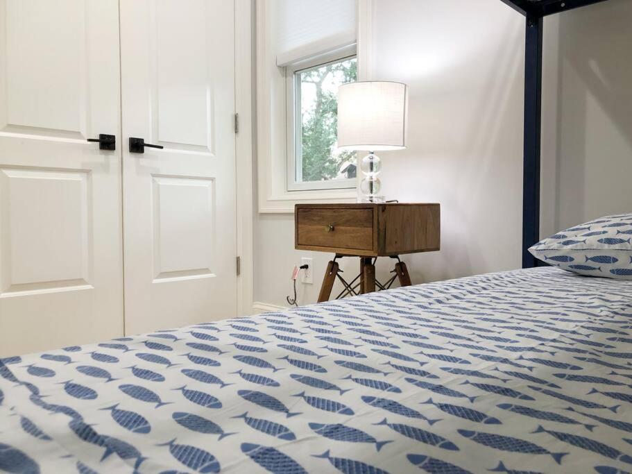 | Sea-renity Beach Home, Shippan Point
