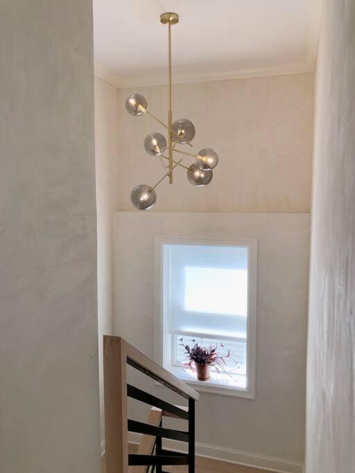 | Sea-renity Beach Home, Shippan Point