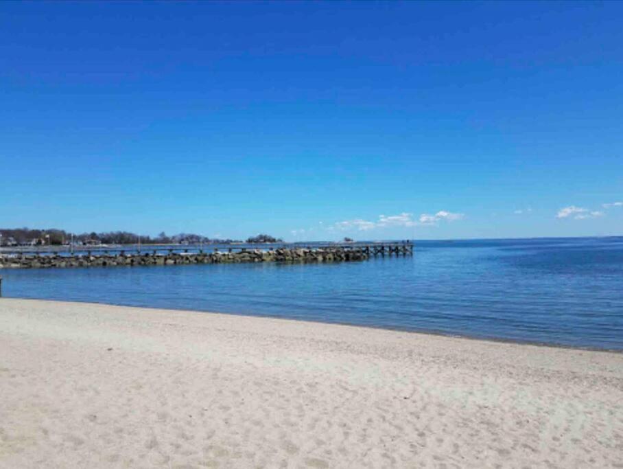 | Sea-renity Beach Home, Shippan Point