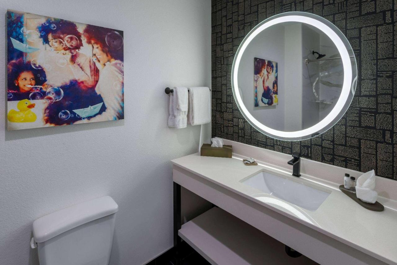| La Quinta Inn & Suites by Wyndham Maricopa Copper Sky