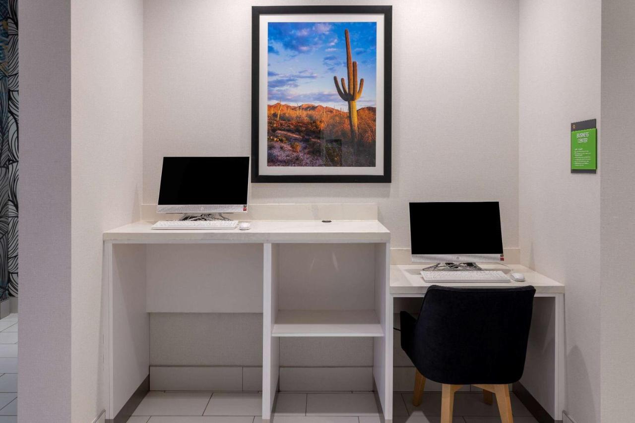 | La Quinta Inn & Suites by Wyndham Maricopa Copper Sky