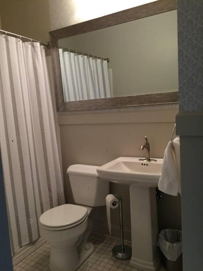| Washington Park Inn