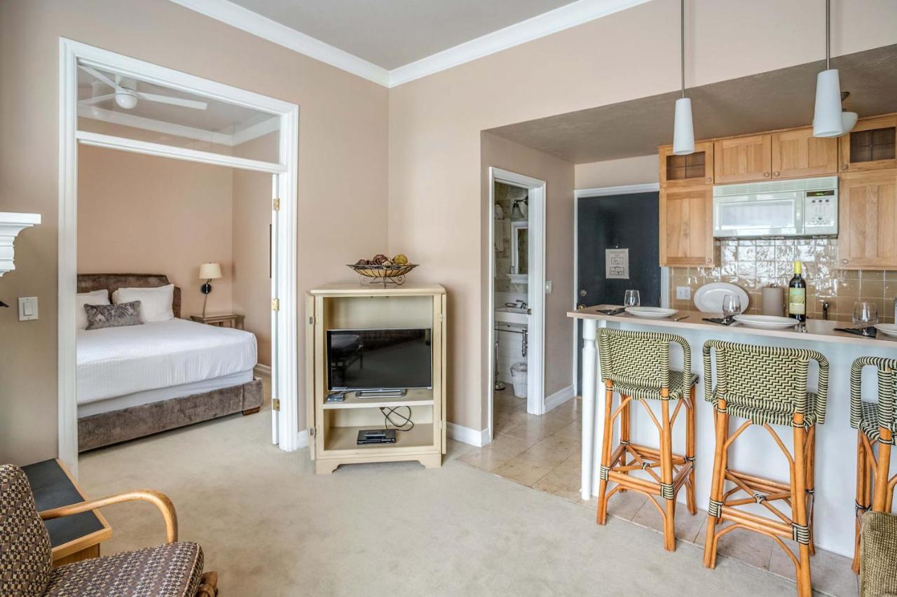 Cannon Beach Hotel - Exclusive Suite at Cannon Beach Hotel Collection