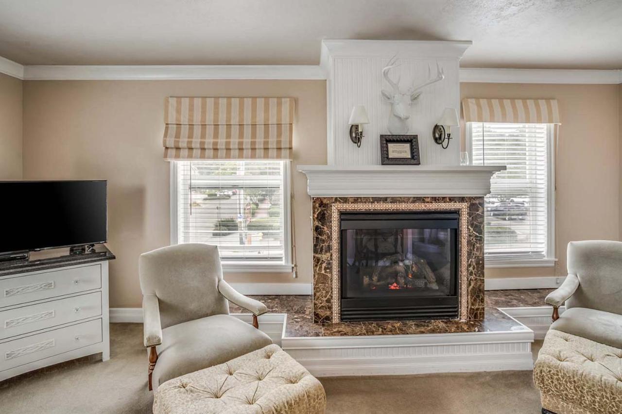 Cannon Beach Hotel - Premier Queen at Cannon Beach Hotel Collection