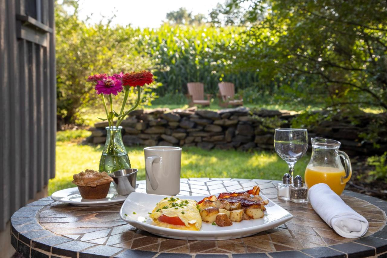 | Woolverton Inn