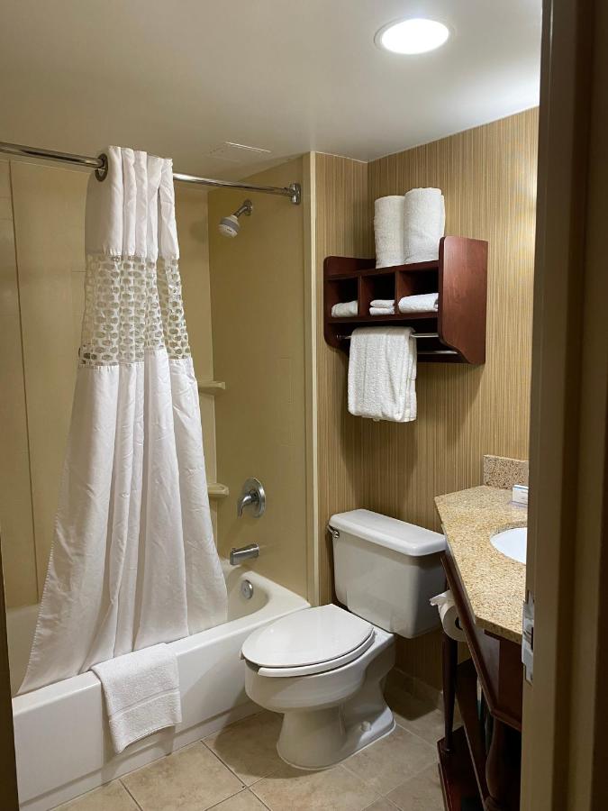  | The Addison Hotel