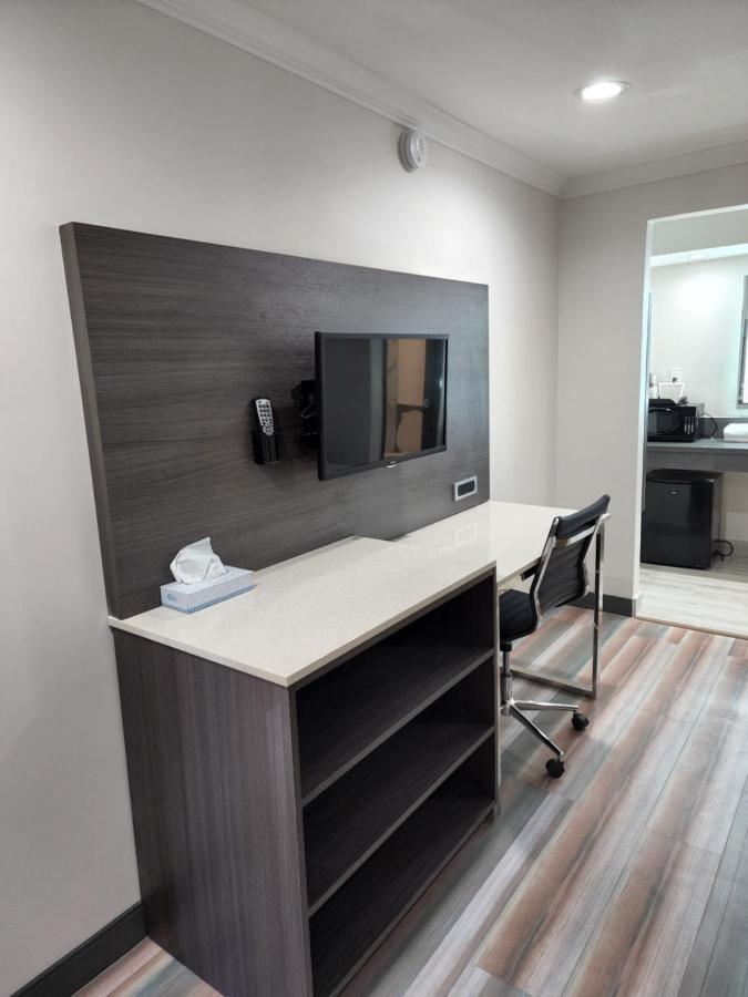 Queen Room with Two Queen Beds - Non-Smoking at Travelodge by Wyndham Fullerton Near Anaheim