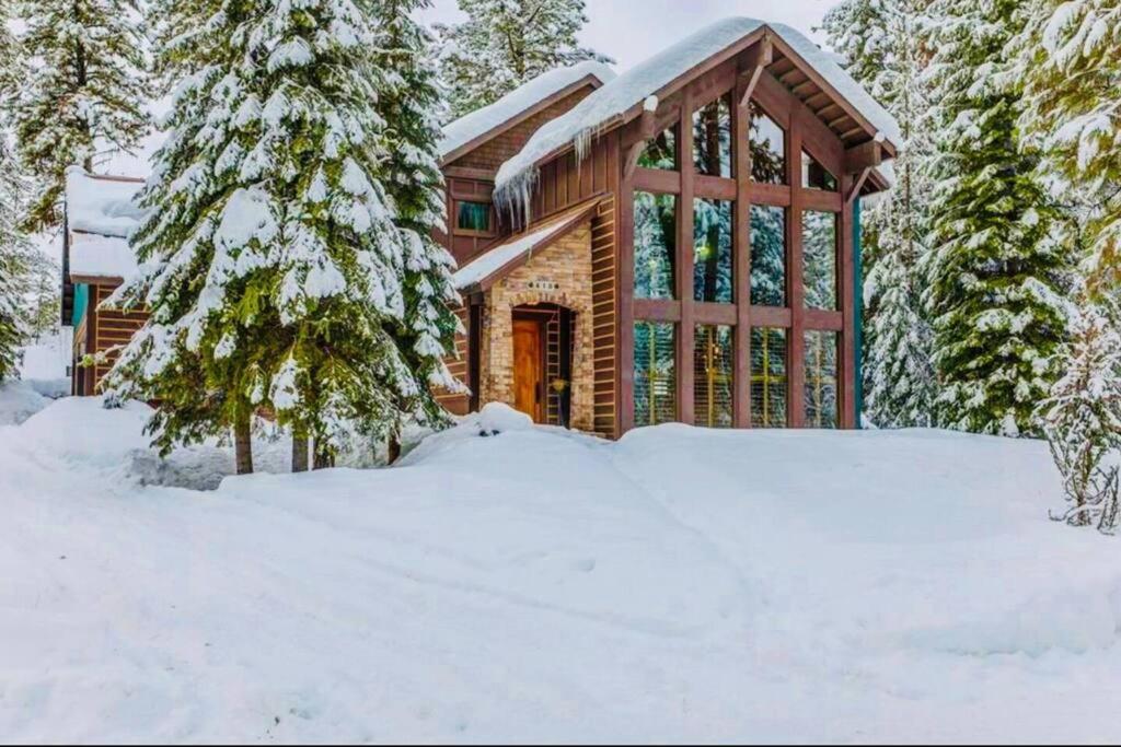 | Timbercrest
