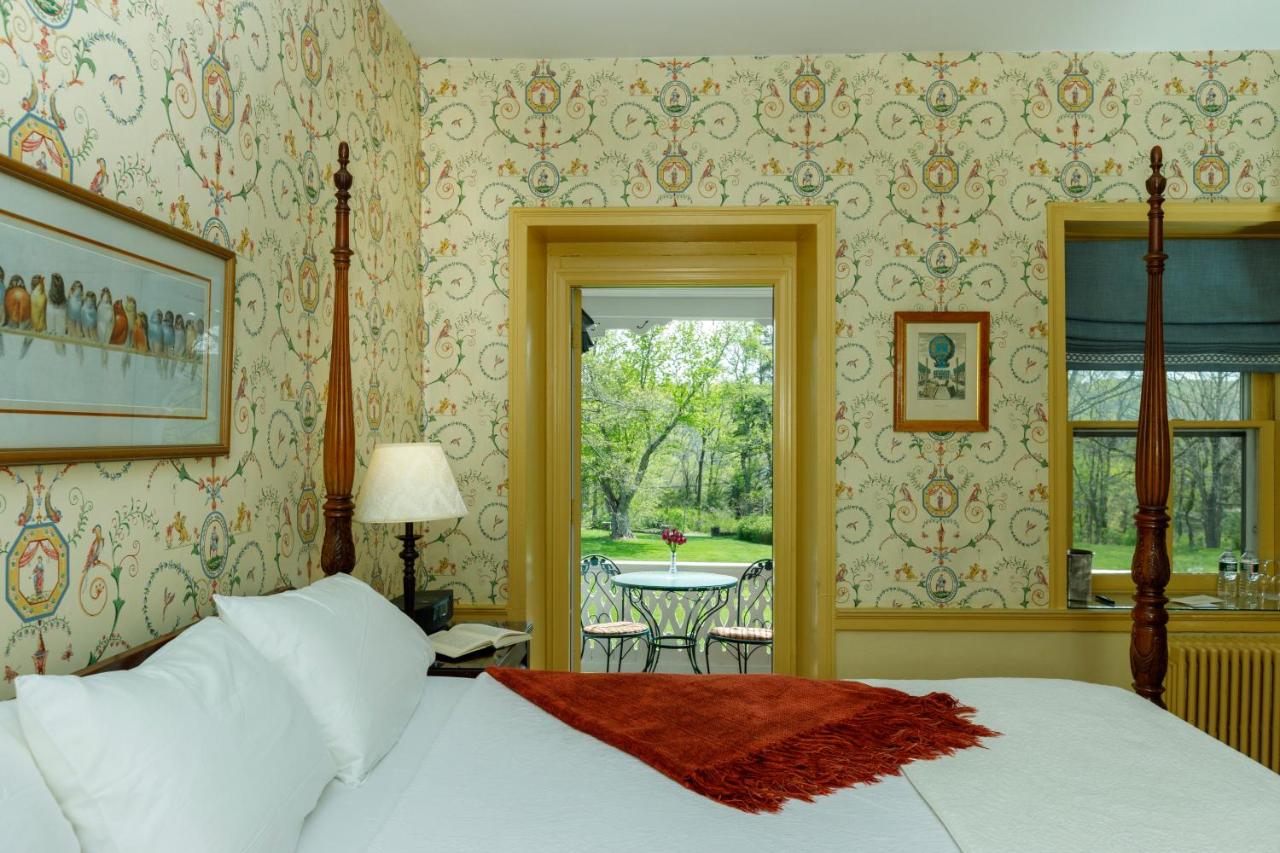 | Woolverton Inn