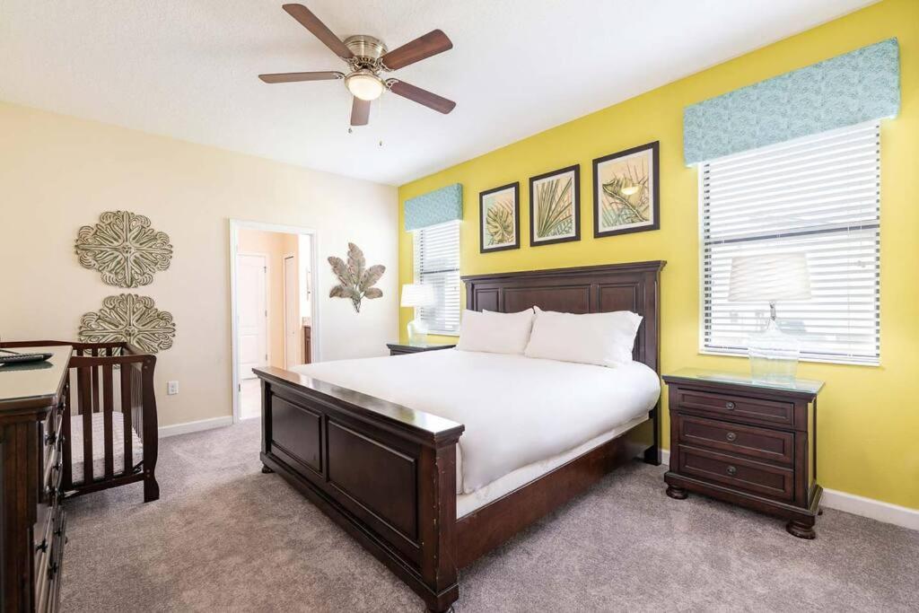  | Luxury Family Friendly 8 Bedroom Villa Near Disney