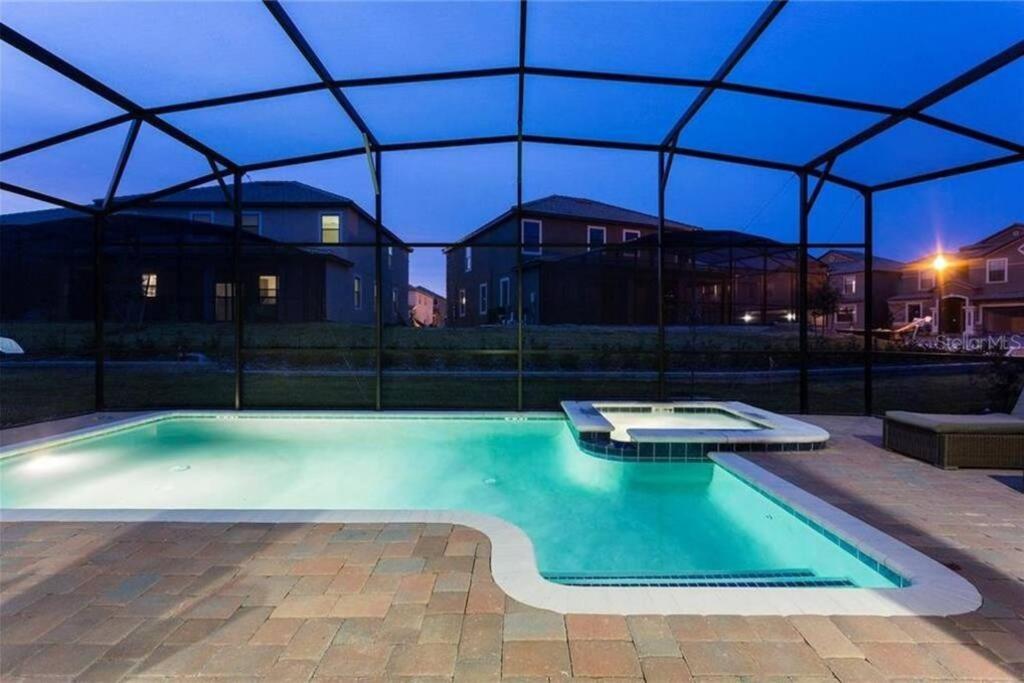  | Luxury Family Friendly 8 Bedroom Villa Near Disney