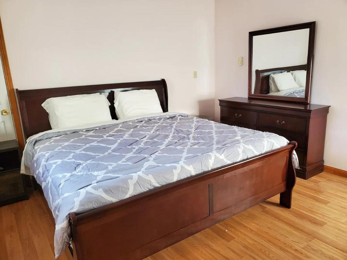 Four-Bedroom House at Glenwood Inn - Stroudsburg