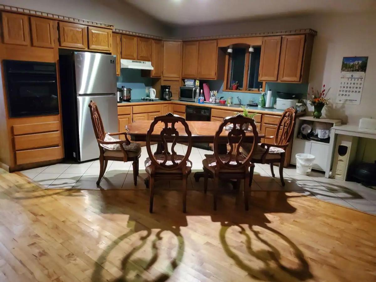 Four-Bedroom House at Glenwood Inn - Stroudsburg
