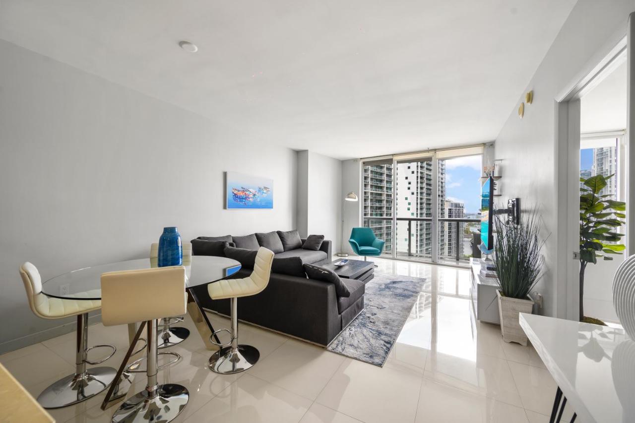 | Lovely 1 BR W Icon Brickell-FreeSpa