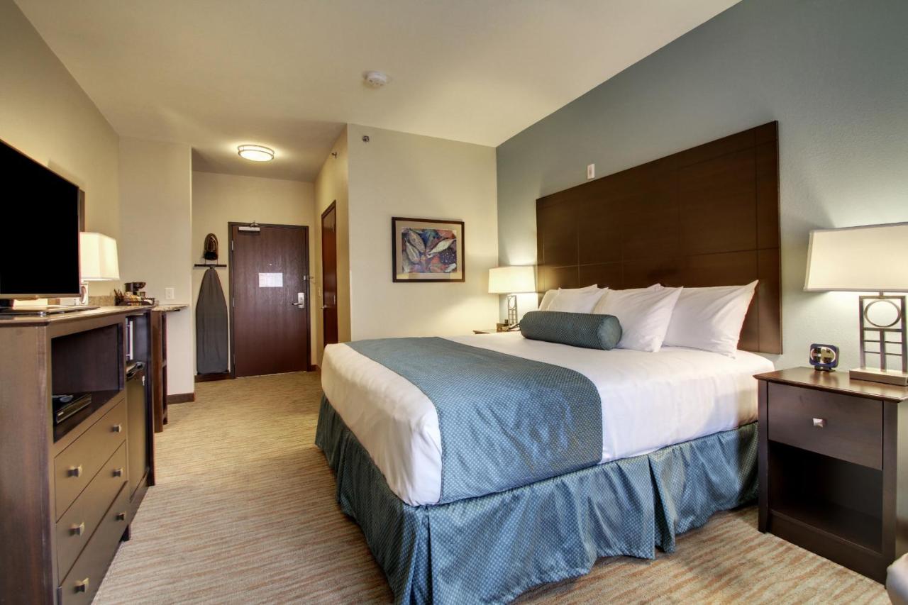 | Cobblestone Inn & Suites - Fort Dodge