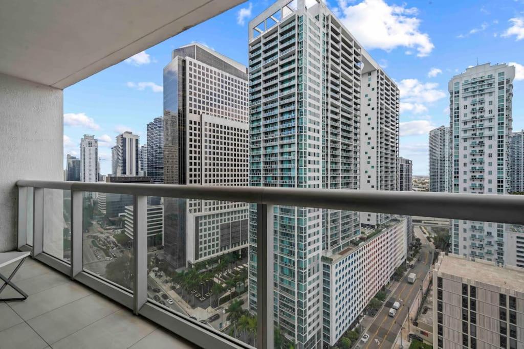 | Lovely 2Br W Icon brickell-FreeSpa