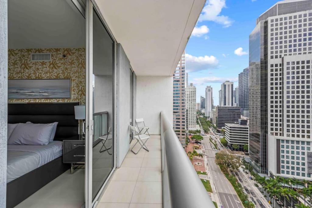 | Lovely 2Br W Icon brickell-FreeSpa