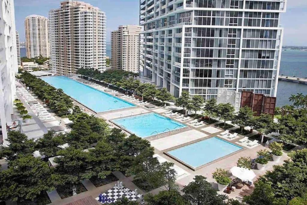 | Lovely 2Br W Icon brickell-FreeSpa