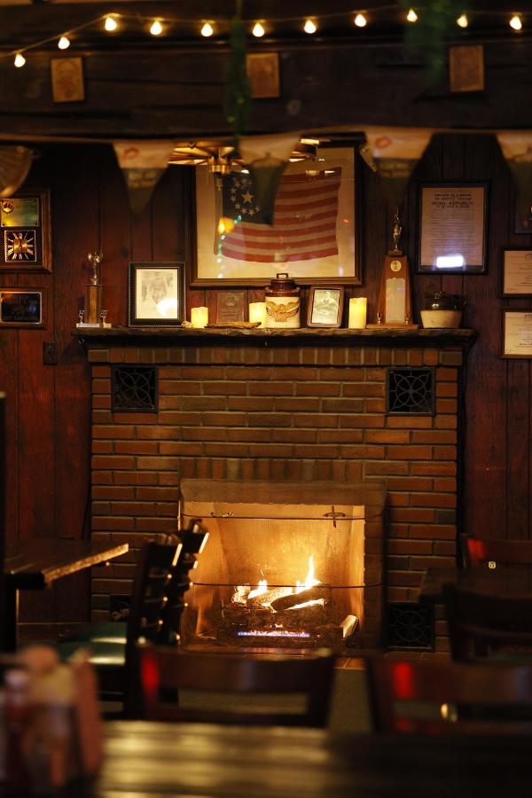| Jimmy OConnor's Windham Mtn Inn