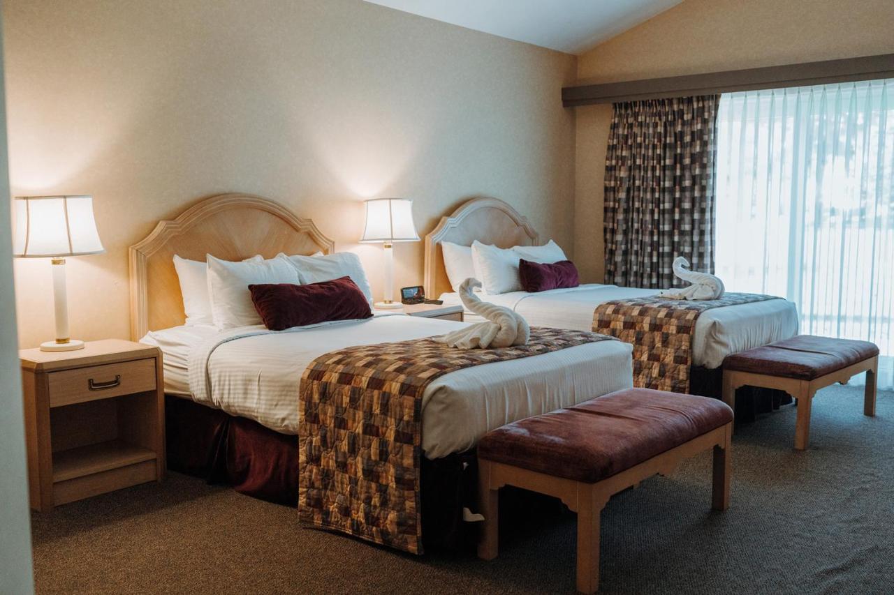 | Skaneateles Suites