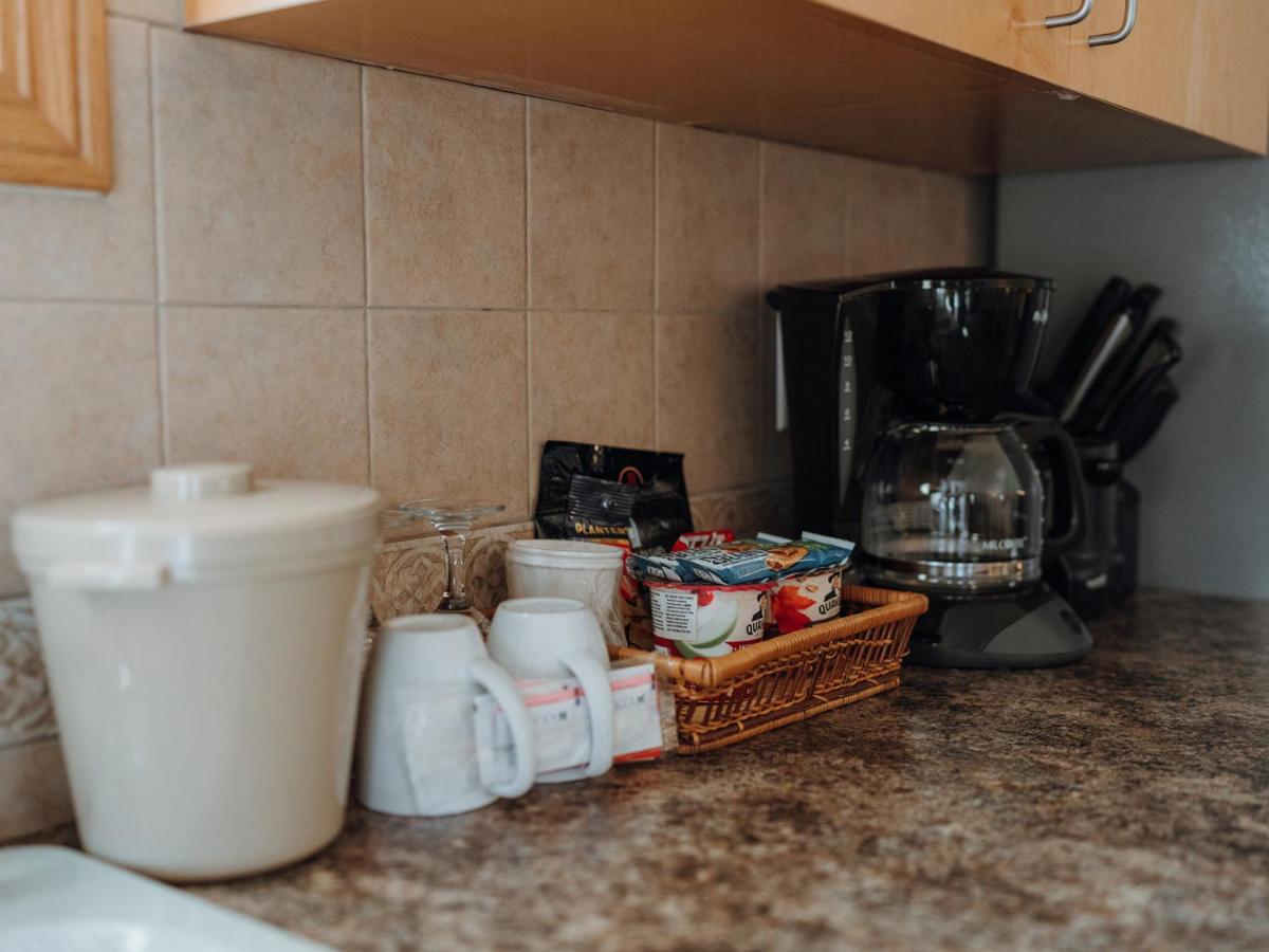 | Skaneateles Suites