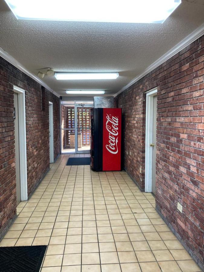 | FAIRFIELD MOTEL OF WINNSBORO