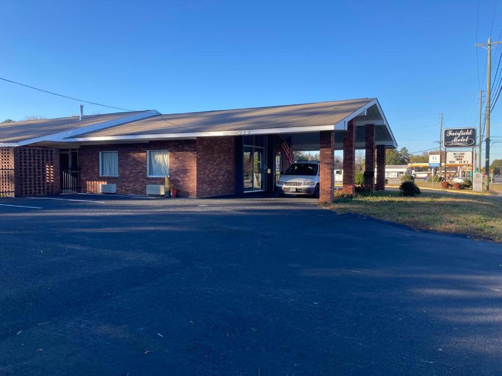 | FAIRFIELD MOTEL OF WINNSBORO