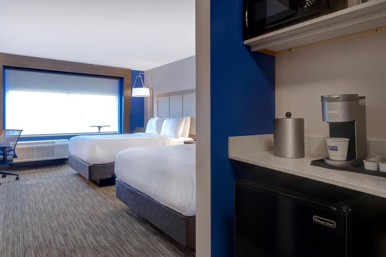 Queen Room with Two Queen Beds Hearing Accessible - Non-Smoking at Holiday Inn Express & Suites Grand Rapids South - Wyoming, an IHG Hotel