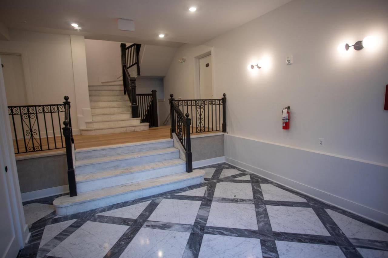 | The Woodley Residences by LuxUrban