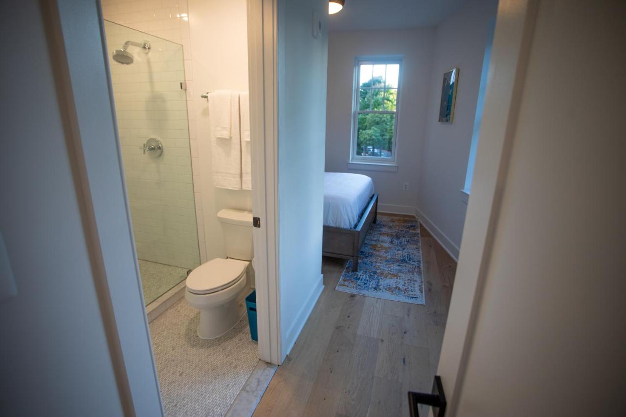 | The Woodley Residences by LuxUrban
