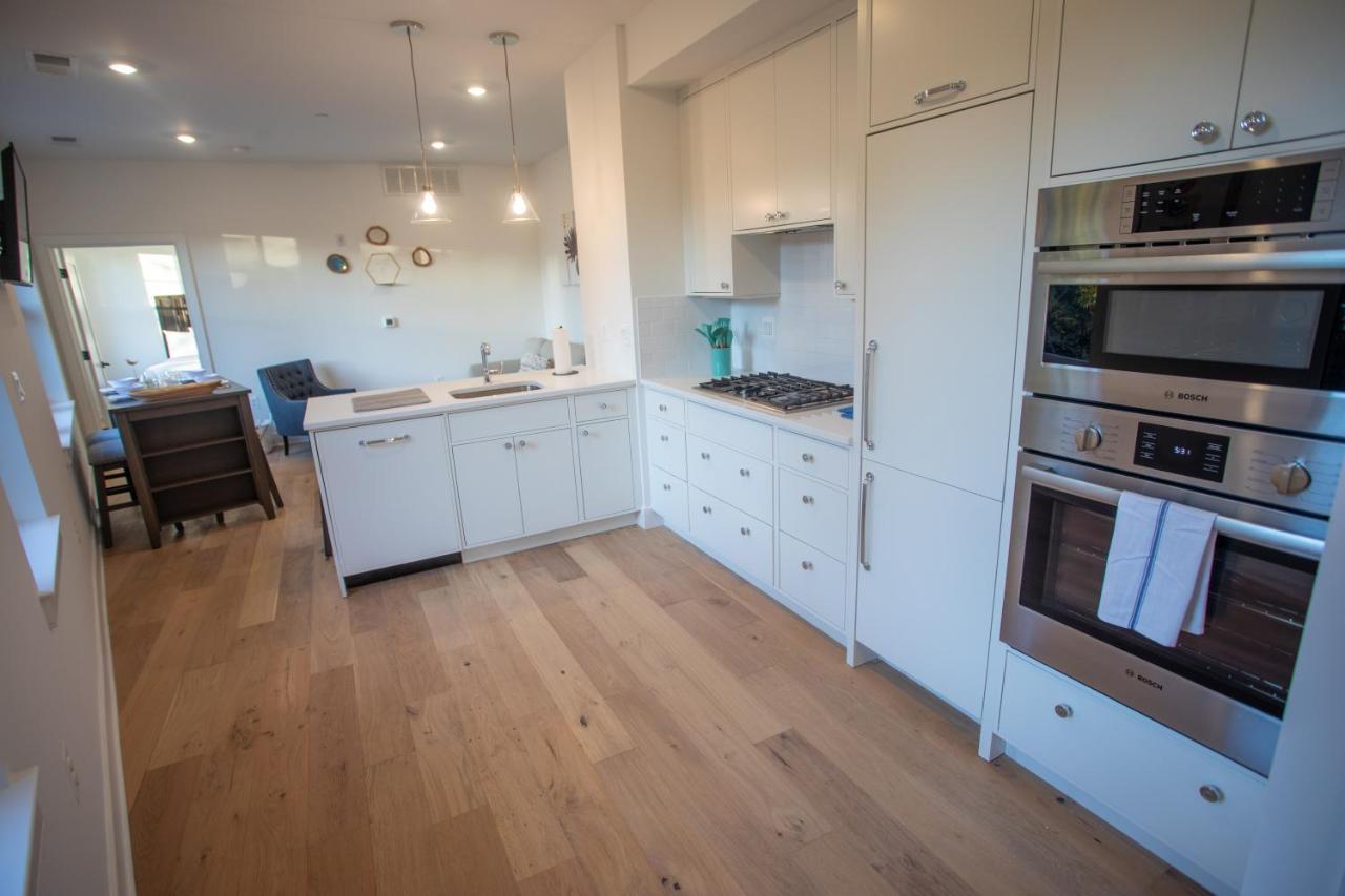 | The Woodley Residences by LuxUrban