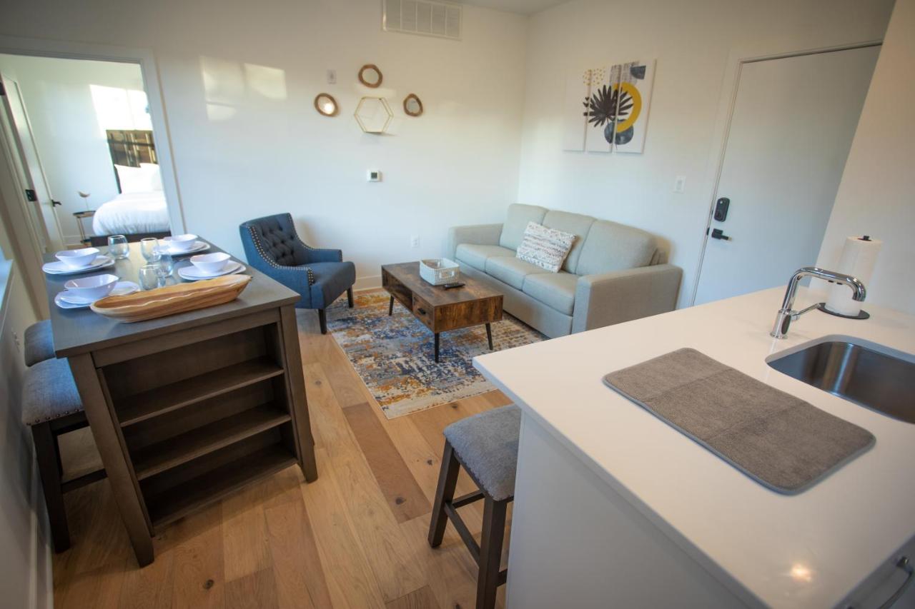 | The Woodley Residences by LuxUrban