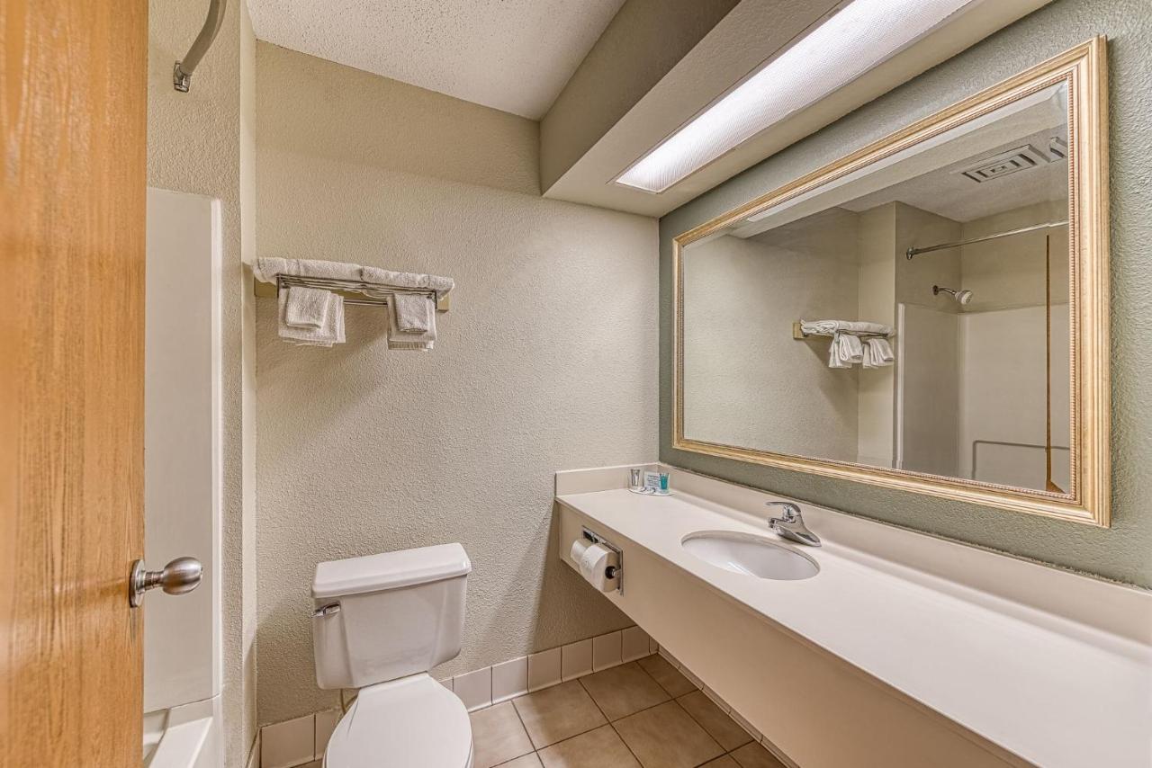 | American Inn & suites